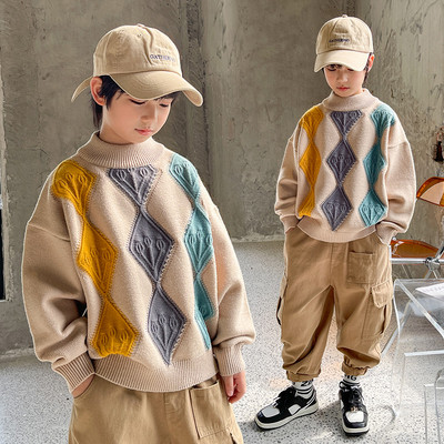 Pulover tricotat pentru copii model nou cu decolteu oval pentru baieti