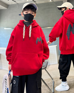 Gyerek pulóver fiúknak nyakkendővel és zsebbel