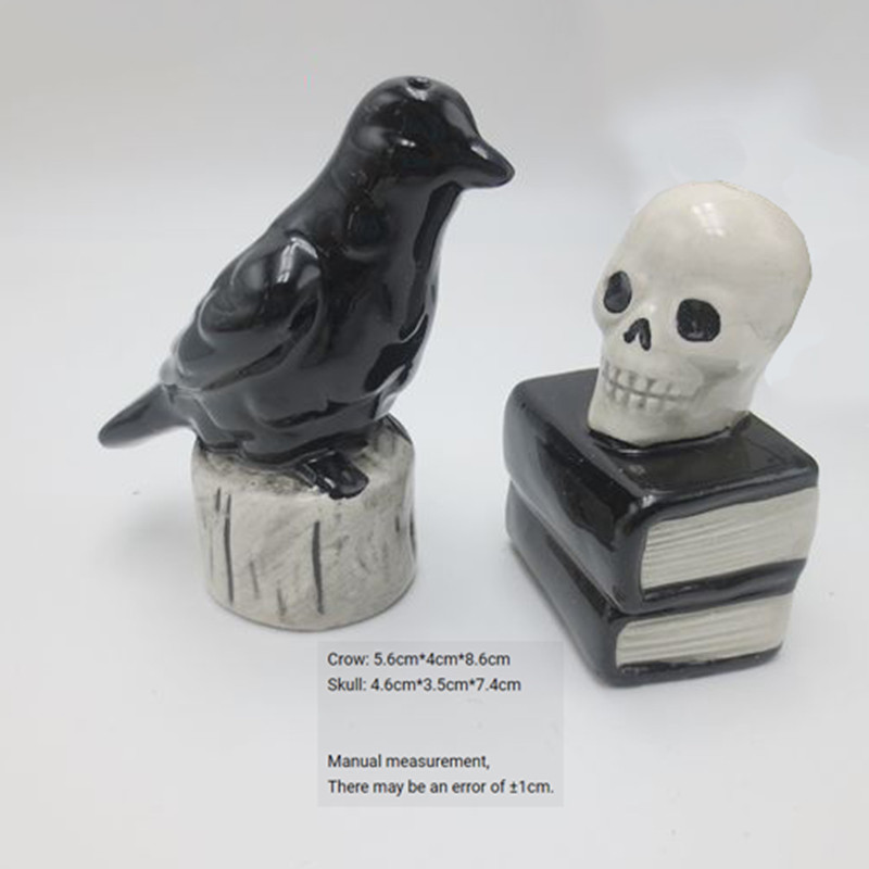 Kézzel készített kerámia festett só-borsszóró készlet - Mikulás, hóember, pulyka, pingvin, mézeskalács ember szakács, sütőtök, koponya