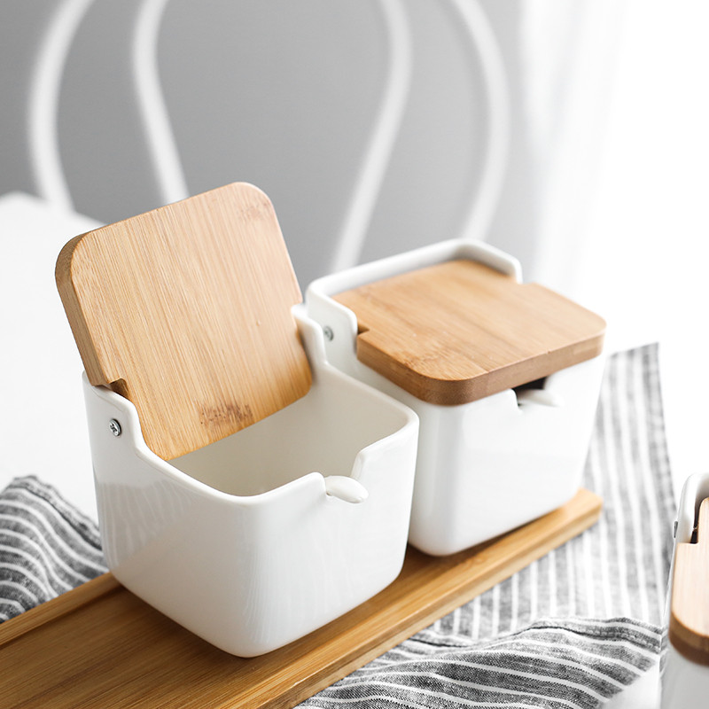 Keraamiline soolaanum Köök maitseainepotid piprapurgid kaanega lusikas portselankarp bambus kate maitseaineriist