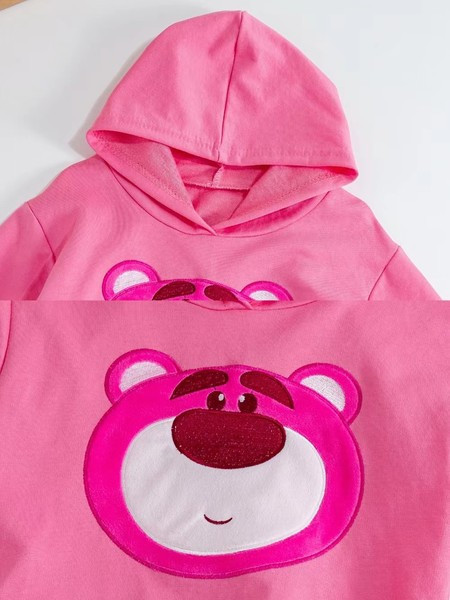 Įprasti megztiniai su gobtuvu su aplikacijomis mergaitėms