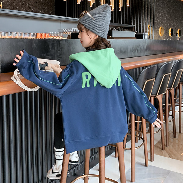 Vaikiški megztiniai mergaitėms su gobtuvu ir užtrauktuku