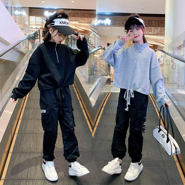 Laia mustriga tõmbluku ja paeltega dressipluus tüdrukutele