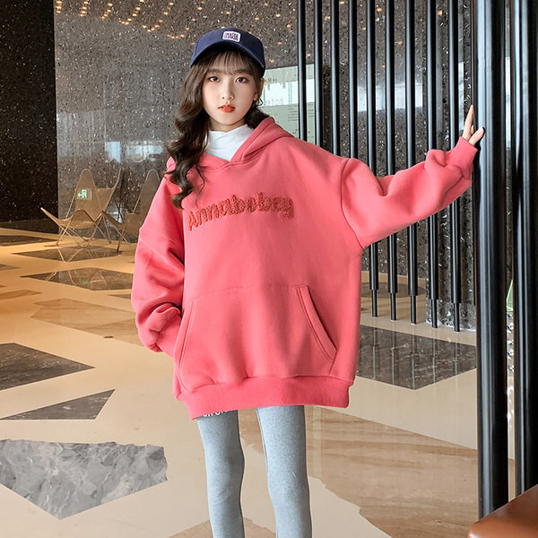 Hanorac model nou pentru fete cu glugă și inscripție