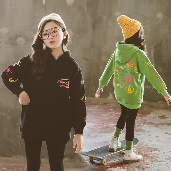 Laisvalaikio džemperis su užrašais mergaitėms