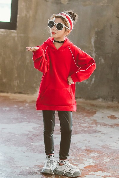 Hanorac sport pentru fete cu buzunar și glugă