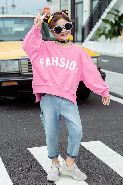 Široki sweatshirt za djevojčice s natpisom