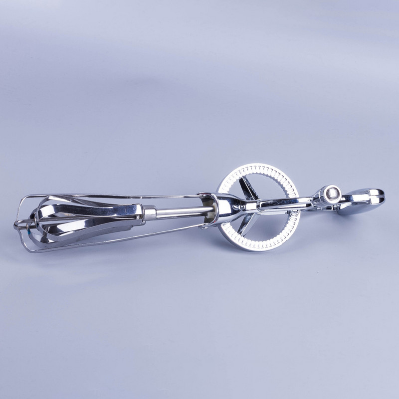 Batătoare de ouă manuală din oțel inoxidabil pentru uz casnic, cu mâner rotativ