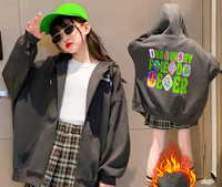 Mergaičių megztinis plačiomis kojomis su šiltu pamušalu ir užrašu