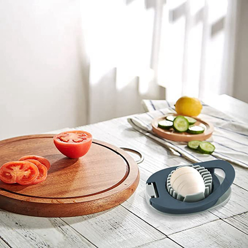 2 vnt kiaušinių pjaustyklė su nerūdijančio plieno vieliniu kiaušinių pjaustytuvu, daugiafunkcinis kiaušinių pjaustytuvas, skirtas tolygiai pjaustyti virtų kiaušinių kumpį