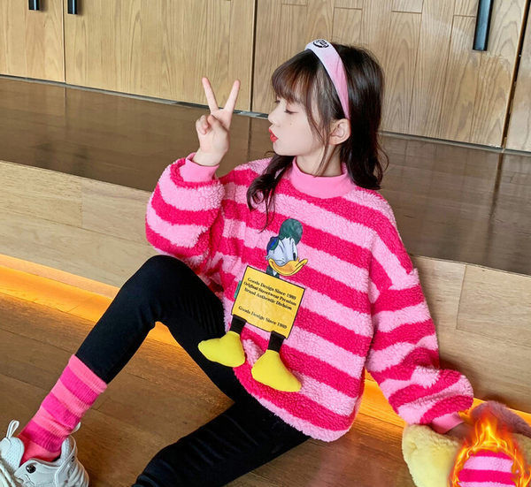 Dječja prugasta bluza s niskom polo kragnom