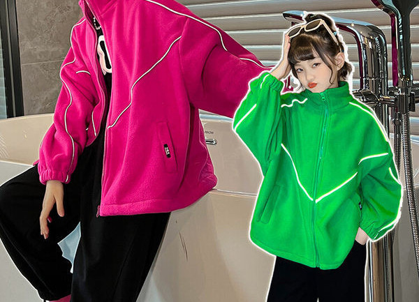 Hanorac de culoare uni cu buzunar si inchidere cu fermoar pentru fete