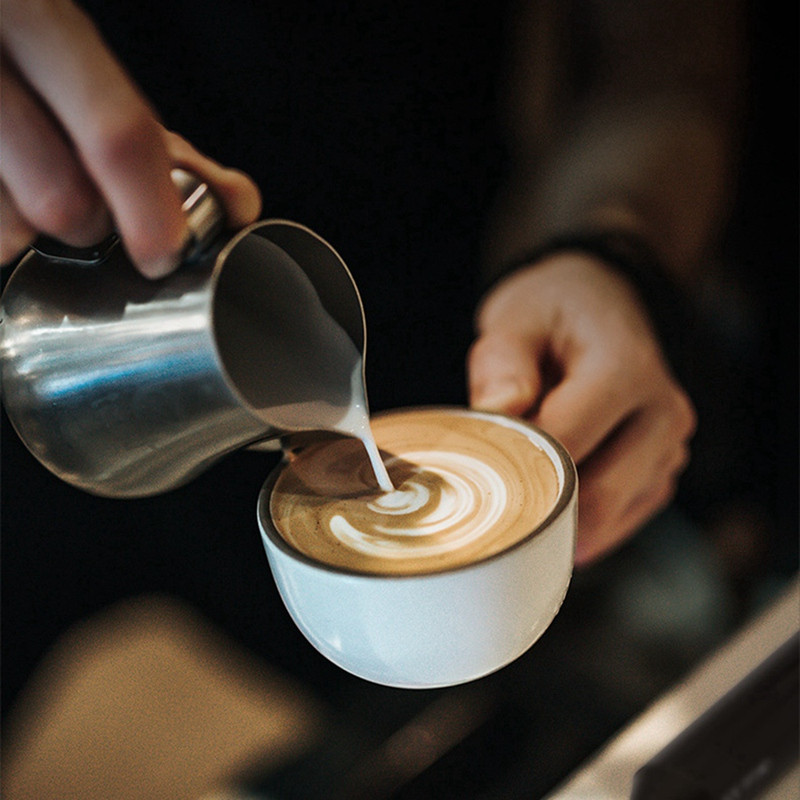 Spumant de cafea cu lapte portabil, viteze reîncărcabile prin USB Mixer electric pentru spumare de lapte pentru cafea, bată pentru ouă