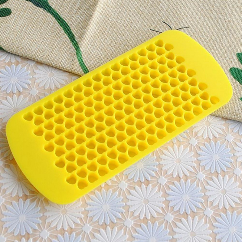 Könnyen szétszerelhető, könnyű, 150 rácsos újrafelhasználható whiskys jégkockatálca háztartási használatra