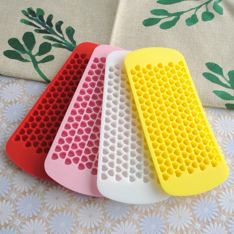 Könnyen szétszerelhető, könnyű, 150 rácsos újrafelhasználható whiskys jégkockatálca háztartási használatra