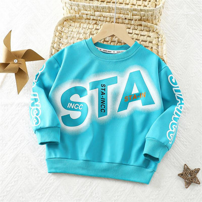 Modern gyerekblúz ovális nyakkivágással és mintával