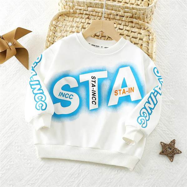 Modern gyerekblúz ovális nyakkivágással és mintával