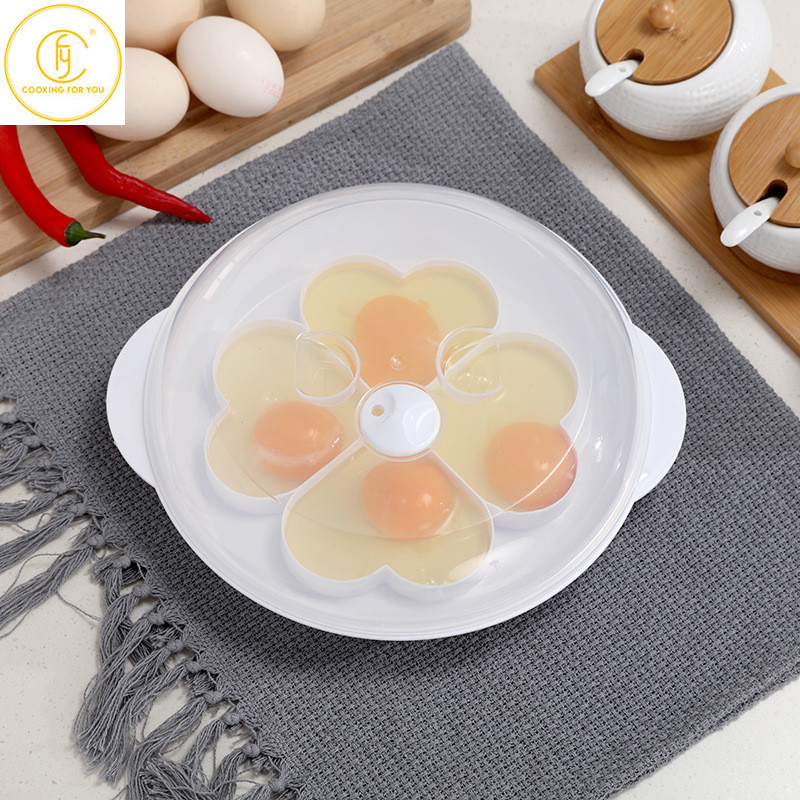 Familie creativă din plastic în formă de inimă pentru ouă la abur, cu capac.