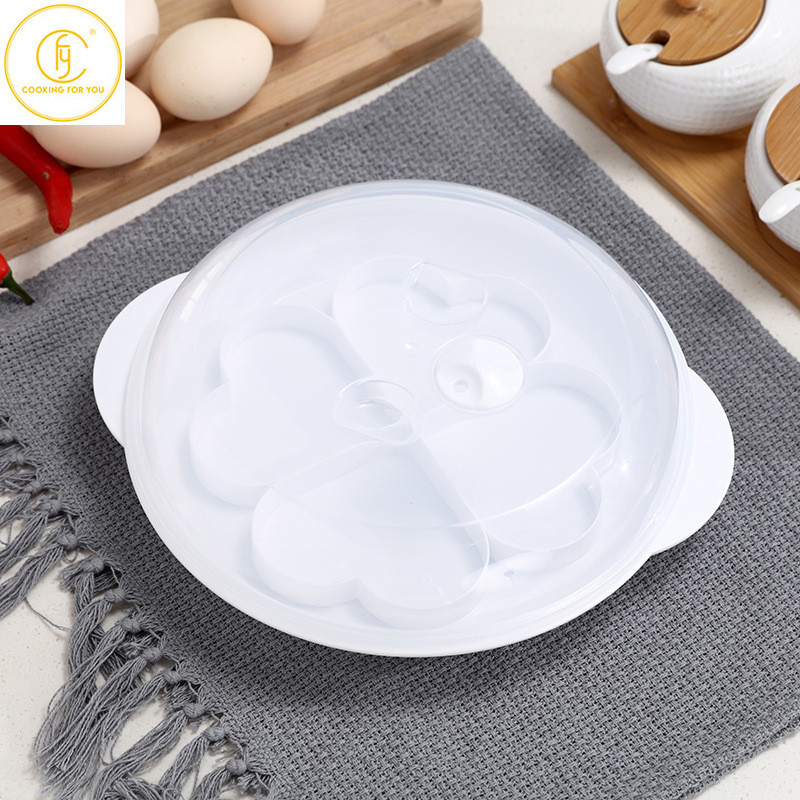 Familie creativă din plastic în formă de inimă pentru ouă la abur, cu capac.