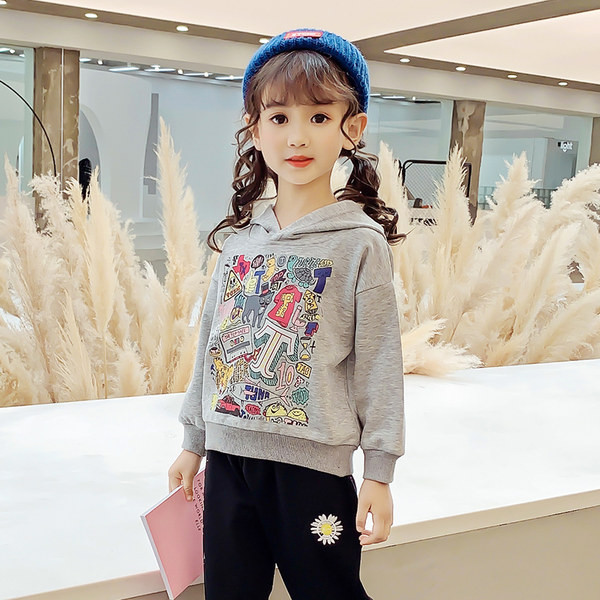 Sportiniai vaikiški megztiniai su raštu ir gobtuvu