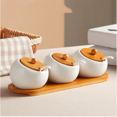 Borcan de condimente din ceramică de uz casnic cu lingură Capac din lemn Borcan de condimente Cutie de sos de soia Borcan de sare de zahăr Borcan de chili Instrument de depozitare pentru bucătărie