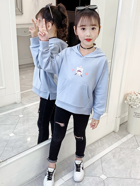 Aplicație casual cu glugă și hanorac cu buzunar pentru fete