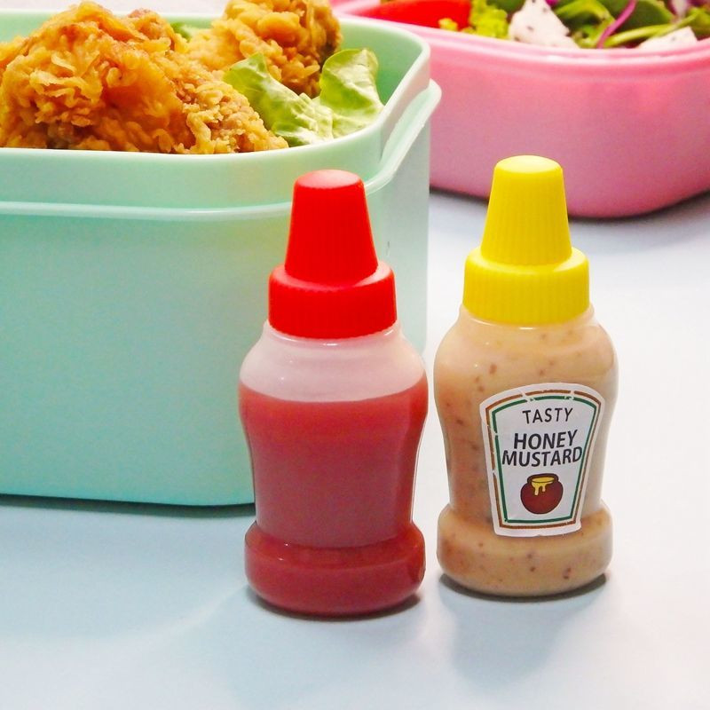 2 buc. Mini sticla portabilă de sos Bento pentru sos de salată japonez Sticla de distribuire a ketchupului Sticla de sos de stoarcere de condimente din plastic