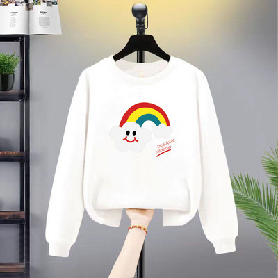 Divatos pulóver lányoknak színes mintával