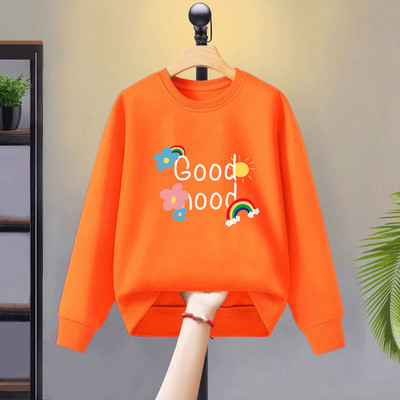 Divatos pulóver lányoknak színes mintával