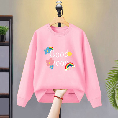 Divatos pulóver lányoknak színes mintával