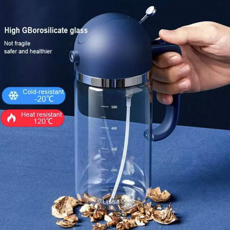 Nova 2-u-1 boca sa raspršivačem i sprej za dvostruku namjenu mogu ravnomjerno prskati ulje za ulje u čaši za kuhanje na roštilju.