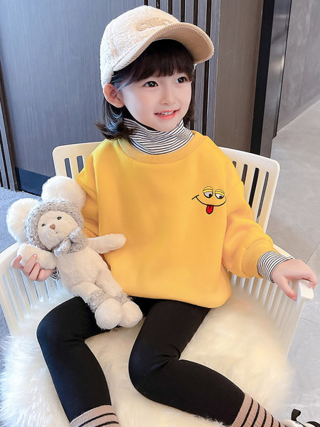 Kasdieniai vaikiški megztiniai mergaitėms – kelių spalvų