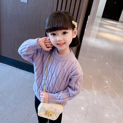 Vaikiškas megztas megztinis su ovalia iškirpte mergaitėms