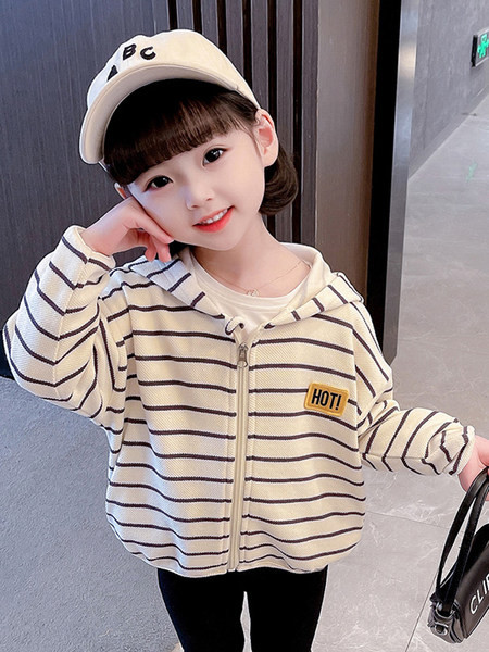 Csíkos gyerekkapu lányoknak