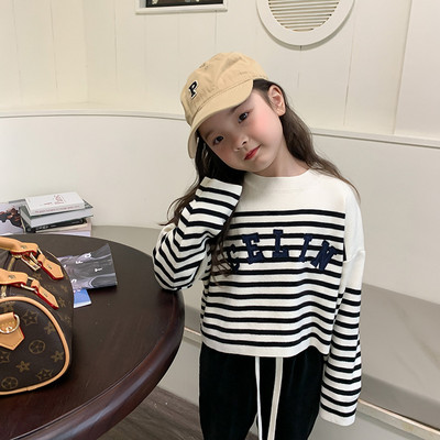 Pulover în dungi la modă cu litere brodate pentru fete