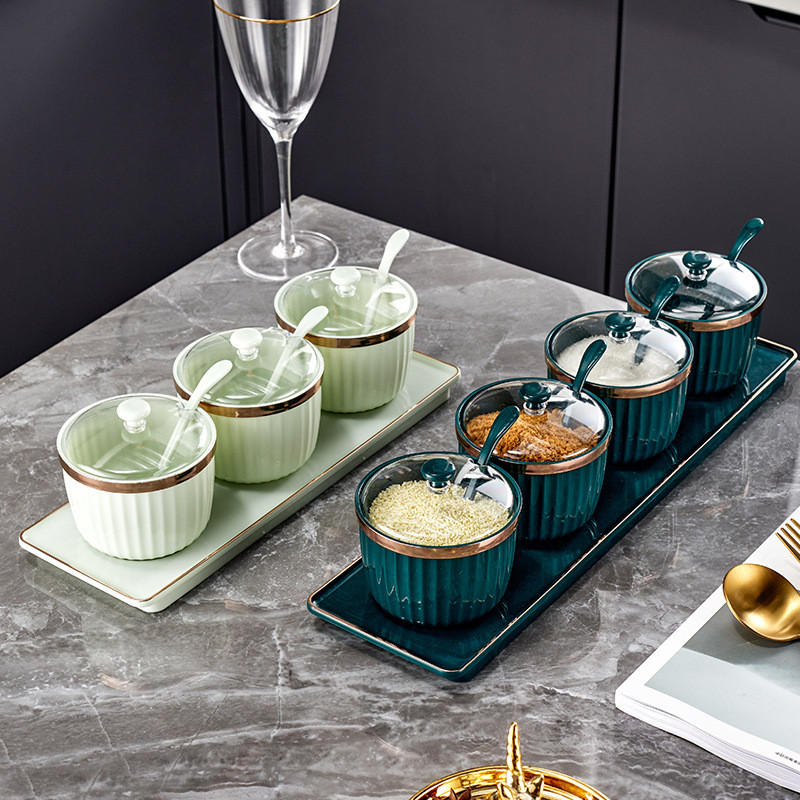 1/3/4 darabos készlet Könnyű luxus fűszeres doboz Fűszertartó Konyhai fűszertartály Só Fűszerrendező Műanyag tárolódoboz Fűszereszközök