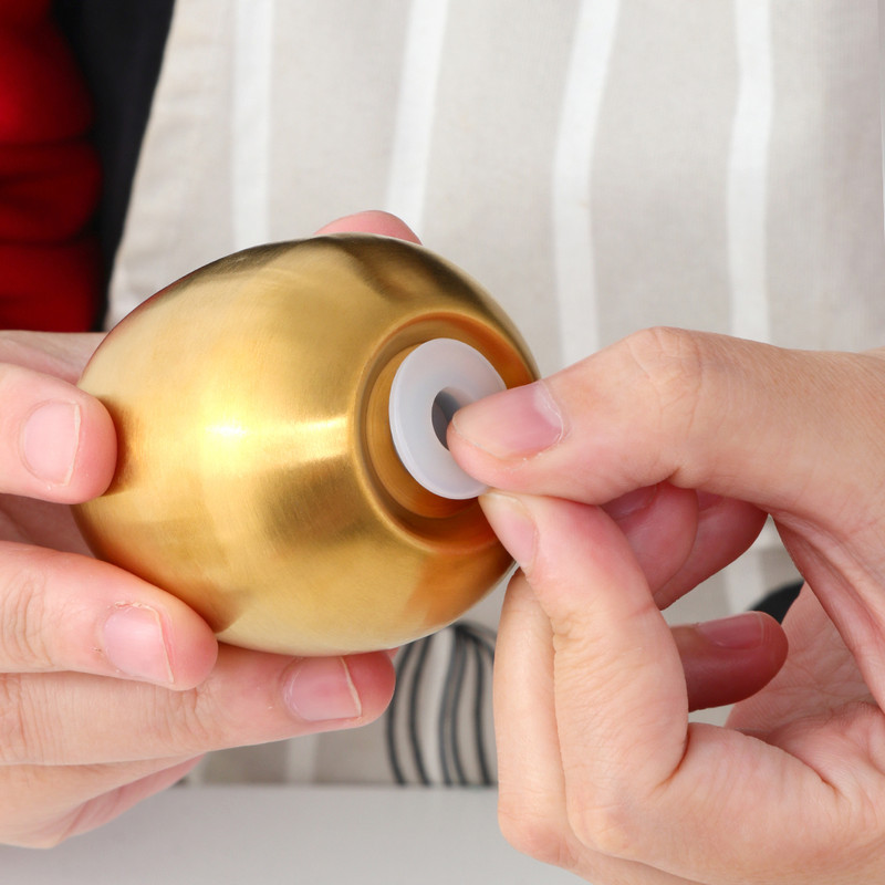 4db Fűszeres TÉRKÉS Tojás alakú rozsdamentes acél borsos tégely Sótartó Hordozható Grill Piknik Arcilos Gyógynövény Fűszereszköz