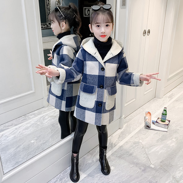 Gyermek kockás kabát béléssel, kapucnival és gombokkal lányoknak