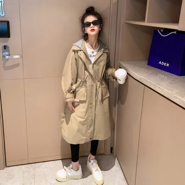 Vaikiška vidutinio ilgio striukė nuo vėjo su užtrauktuku ir kišene mergaitėms