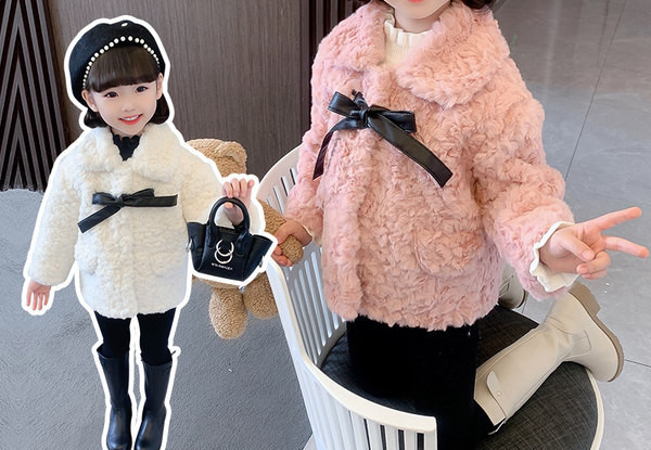 Madinga striukė mergaitėms su klasikine apykakle ir kaspinu