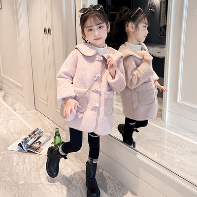 Palton de toamna iarna pentru fete cu decolteu oval si inchidere cu nasturi