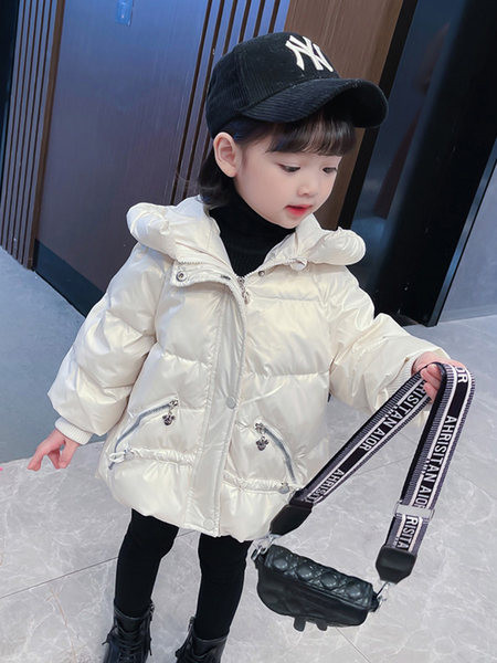 Alkalmi kabát lányoknak kapucnival és zsebbel