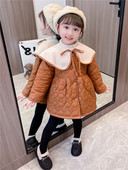 Vaikiška striukė - iškirptas modelis su ilga apykakle