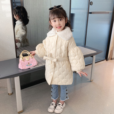 Geaca de iarna cu nasturi si guler in jos