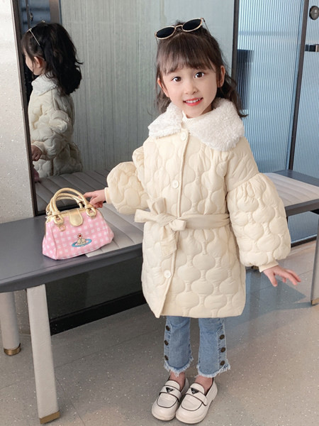 Geaca de iarna cu nasturi si guler in jos