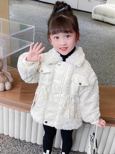 Moekas nööriga piha ja taskuga talvejope tüdrukutele