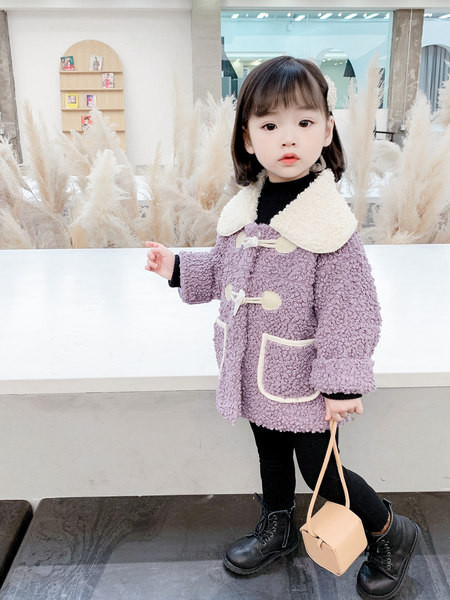 Mergaičių pliušinis paltas su kišenėmis