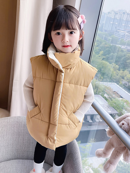 Vestă casual de culoare uni pentru fete, cu guler înalt și închidere cu nasturi