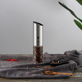 Oțel inoxidabil cu râșniță electrică reîncărcabilă LEDUSB Spice Pepper