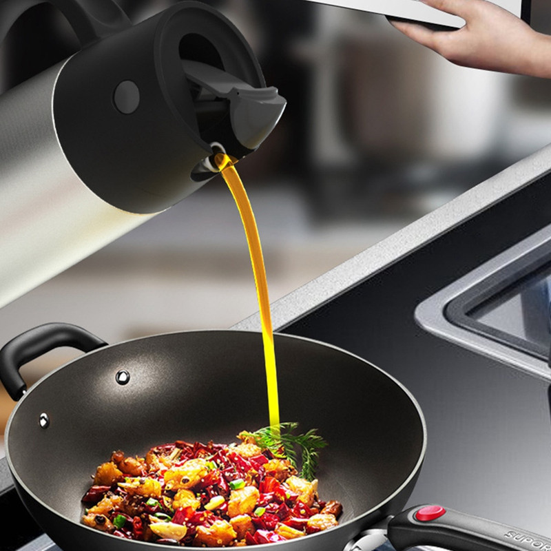 750 ml-es rozsdamentes acél olajos palack fűszerező palack, automatikus nyitás és zárás, magas hőmérsékletnek ellenálló palack